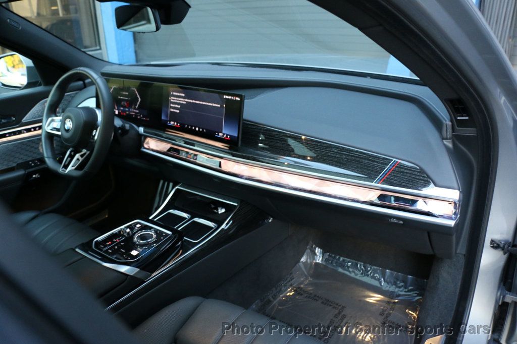 2023 BMW 7 Series 760i xDrive - 23096198 - 22