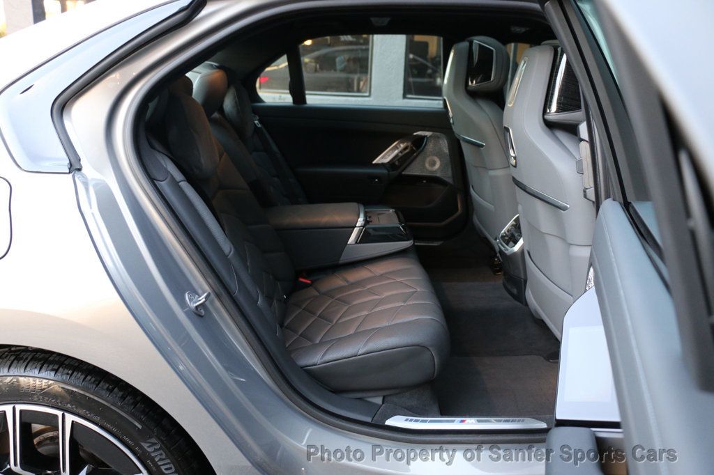 2023 BMW 7 Series 760i xDrive - 23096198 - 29