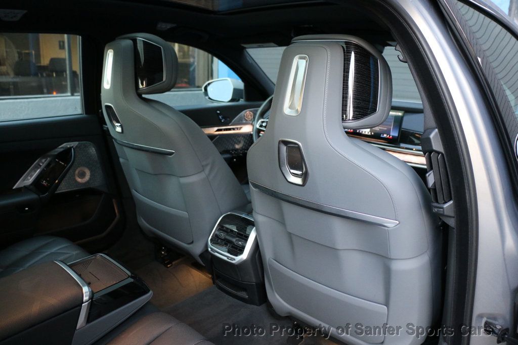 2023 BMW 7 Series 760i xDrive - 23096198 - 34