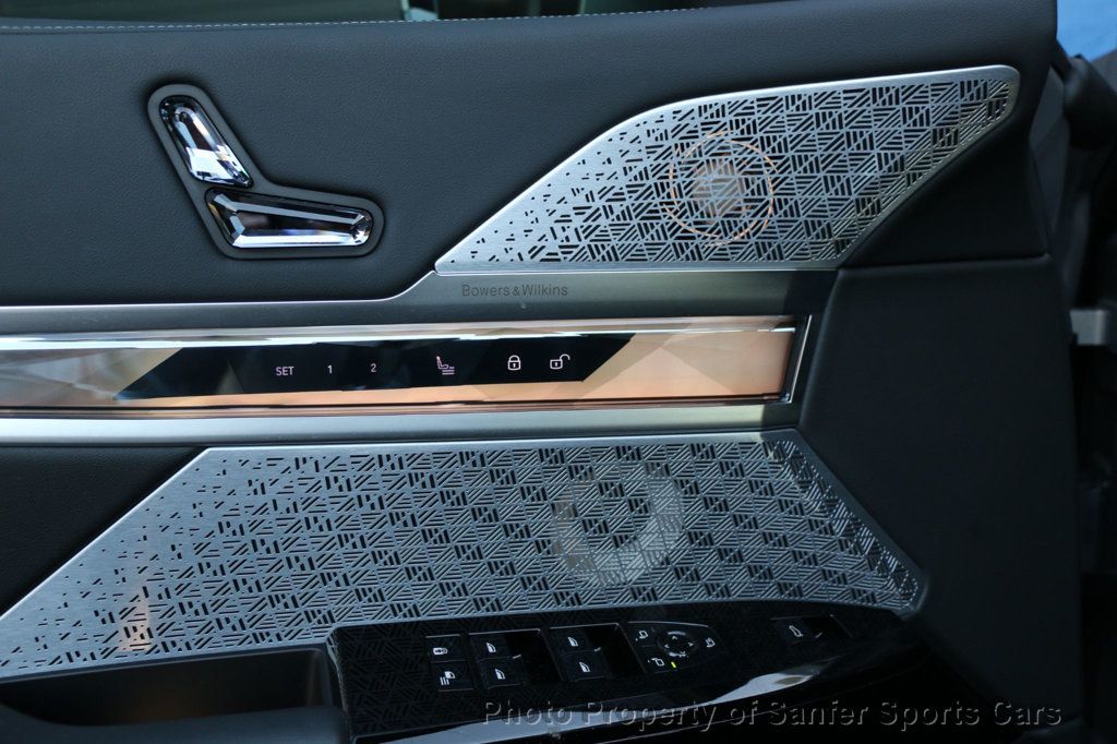 2023 BMW 7 Series 760i xDrive - 23096198 - 42