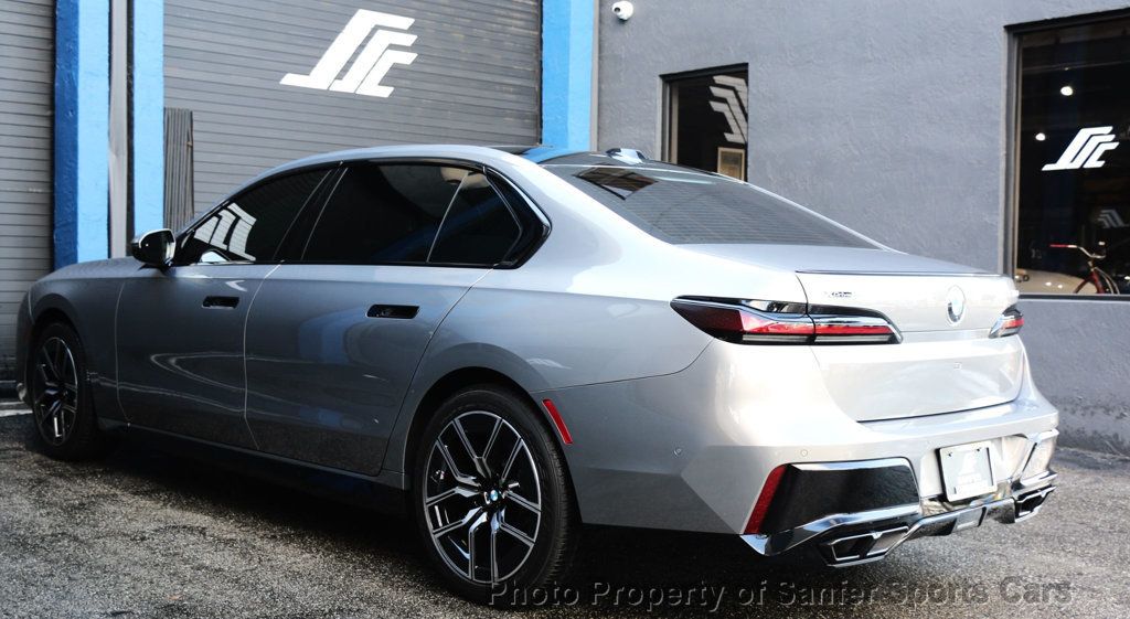 2023 BMW 7 Series 760i xDrive - 23096198 - 4