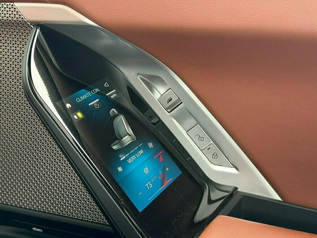 2023 BMW 7 Series 760i xDrive - 22972376 - 35