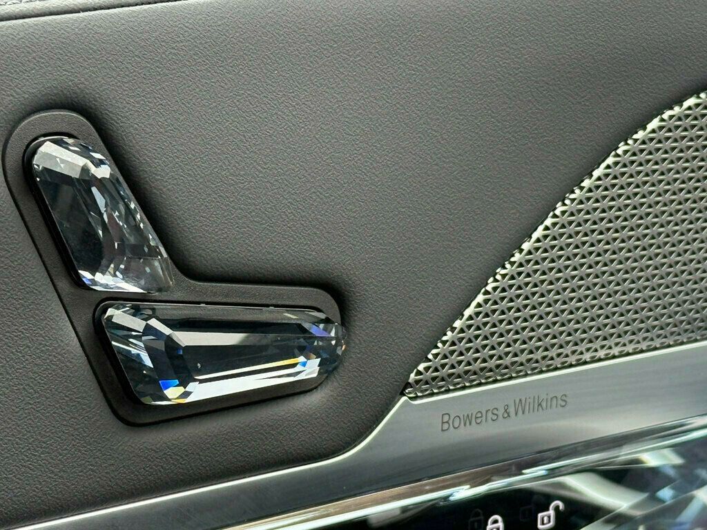 2023 BMW 7 Series 760i xDrive - 22972376 - 41