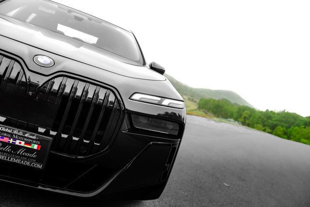 2023 BMW 7 Series MSRP$131575/LuxuryRearSeatingPkg/DrivingAssistanceProPkg/NAV - 23079300 - 13