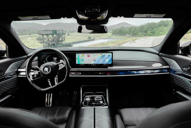 2023 BMW 7 Series MSRP$131575/LuxuryRearSeatingPkg/DrivingAssistanceProPkg/NAV - 23079300 - 15
