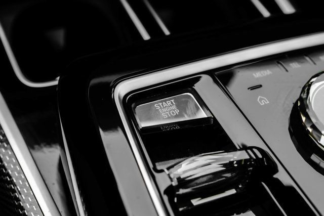 2023 BMW 7 Series MSRP$131575/LuxuryRearSeatingPkg/DrivingAssistanceProPkg/NAV - 23079300 - 31