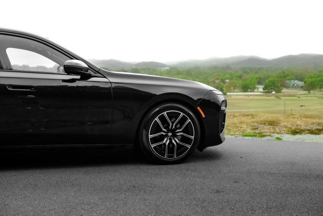 2023 BMW 7 Series MSRP$131575/LuxuryRearSeatingPkg/DrivingAssistanceProPkg/NAV - 23079300 - 3