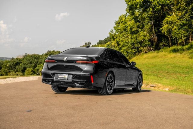 2023 BMW 7 Series MSRP$132345/ExecutivePkg/M-SportProPkg/DrivingAssistancePkg/NAV - 23065131 - 5