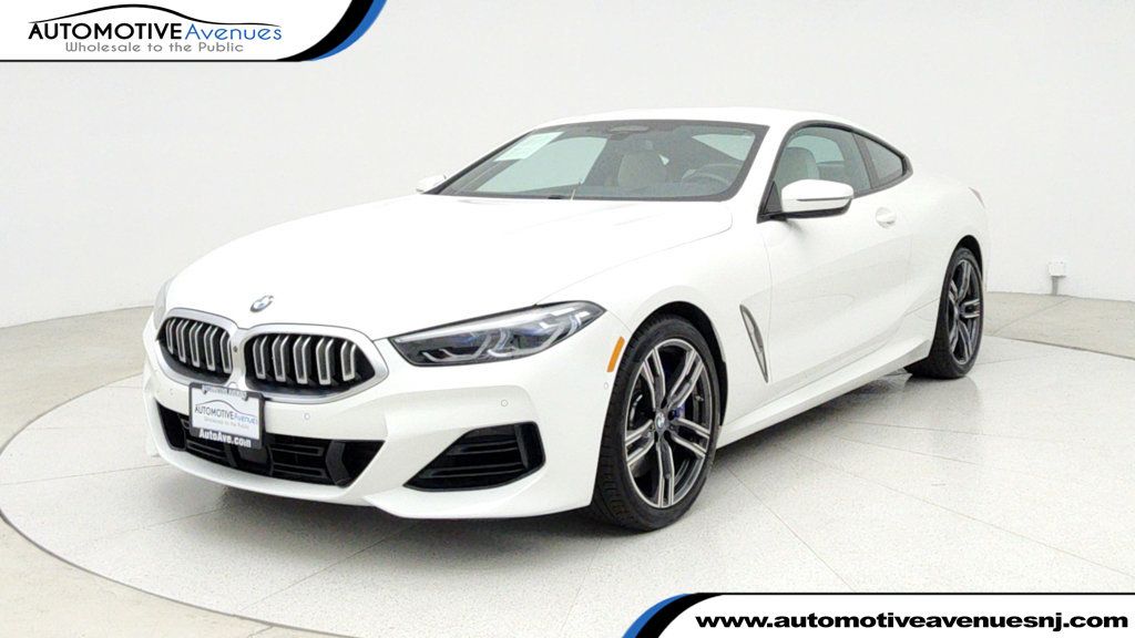 2023 BMW 8 Series 840i xDrive - 22950021 | Video 1