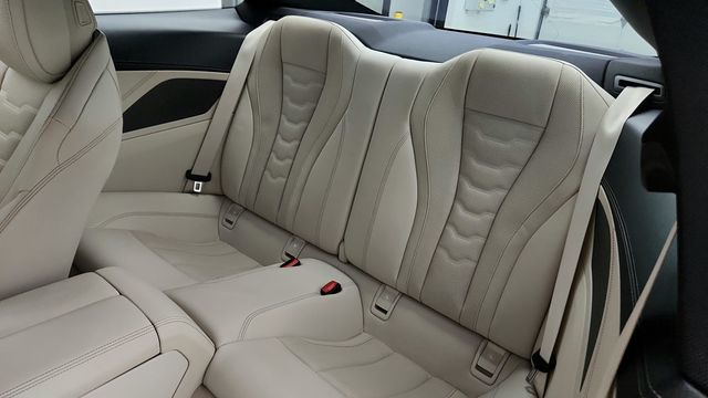 2023 BMW 8 Series 840i xDrive - 22950021 - 21