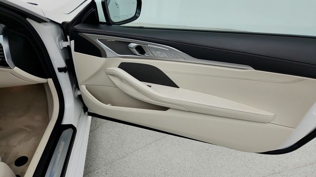 2023 BMW 8 Series 840i xDrive - 22950021 - 26