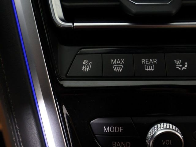 2023 BMW 8 Series M850i xDrive - 23043441 - 56
