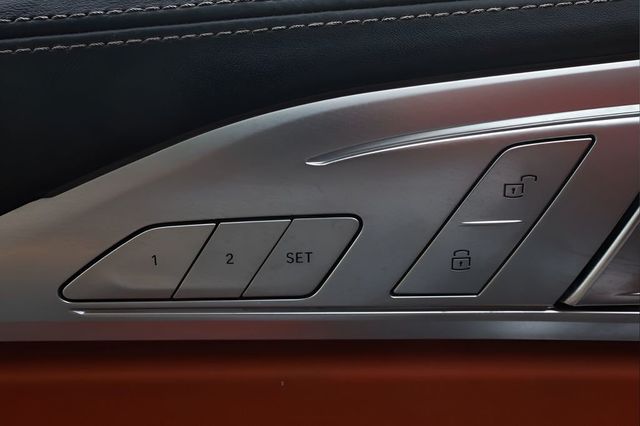 2023 BMW 8 Series M850i xDrive - 23055918 - 22