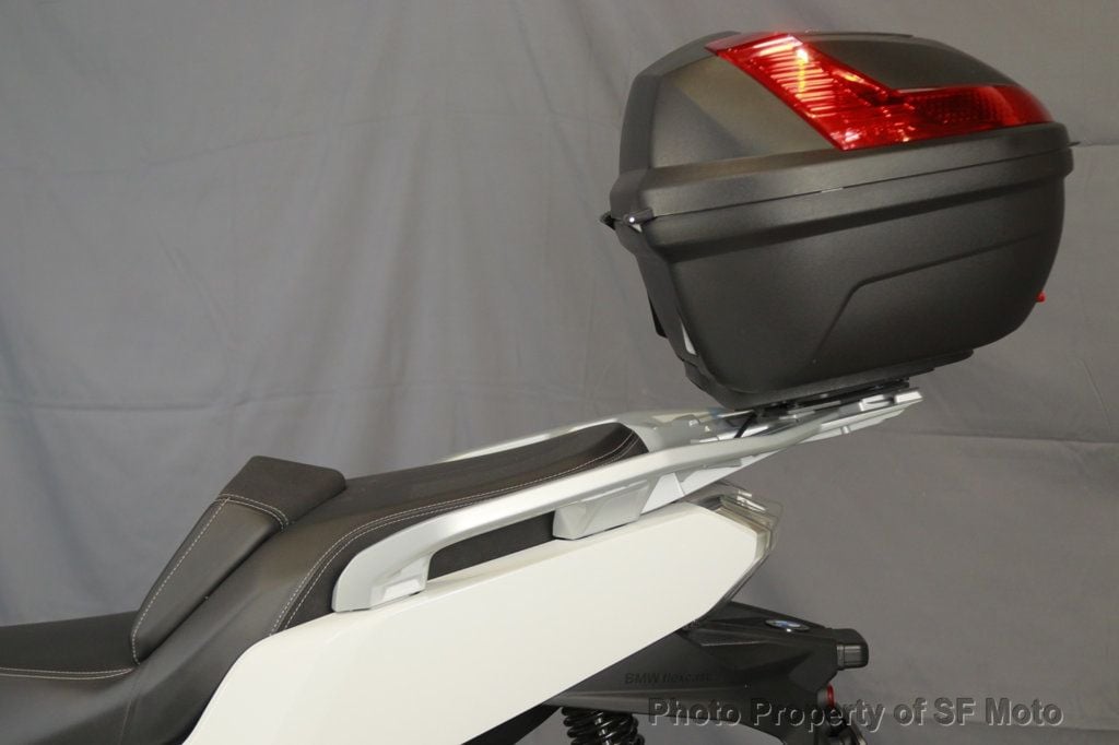 2023 BMW C 400 GT ONLY 425 MILES! - 22409384 - 11