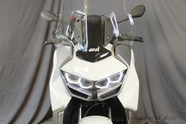 2023 BMW C 400 GT ONLY 425 MILES! - 22409384 - 20