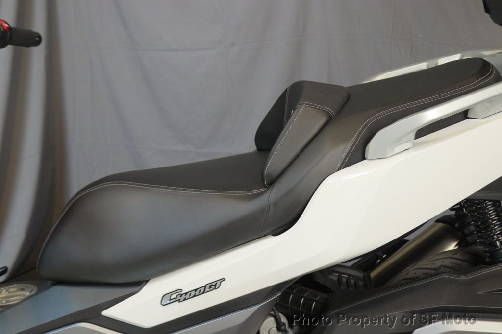 2023 BMW C 400 GT ONLY 425 MILES! - 22409384 - 33