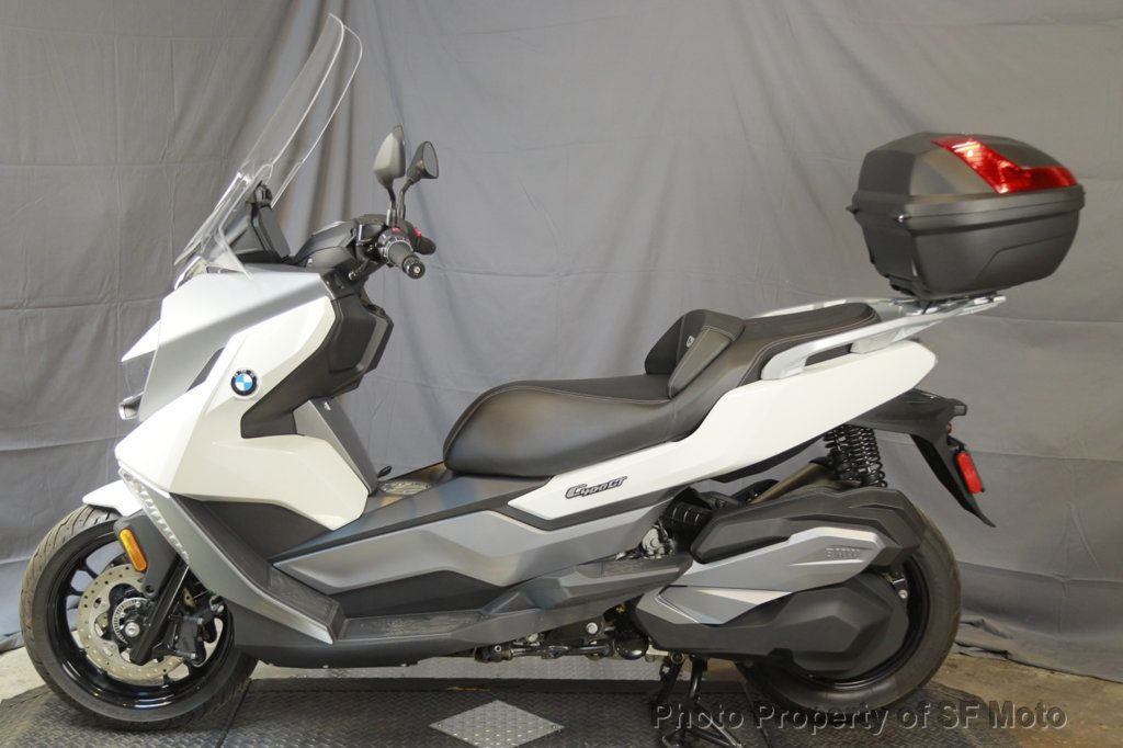 2023 BMW C 400 GT ONLY 425 MILES! - 22409384 - 3