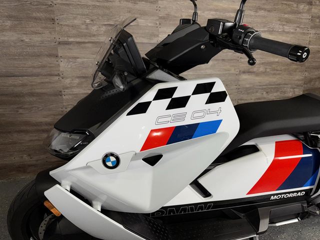 2023 BMW CE 04 LOW MILES! - 22943424 - 13