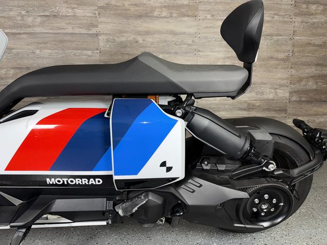 2023 BMW CE 04 LOW MILES! - 22943424 - 14