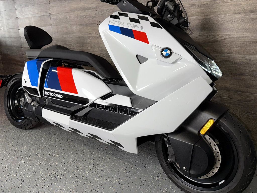 2023 BMW CE 04 LOW MILES! - 22943424 | Video 2