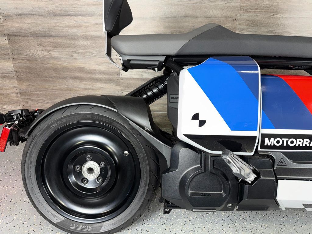 2023 BMW CE 04 LOW MILES! - 22943424 - 5