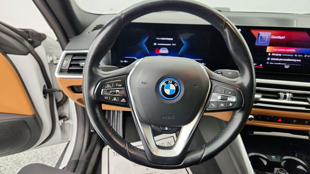2023 BMW i4 eDrive35 Gran Coupe with Driving Assistance Professional Package - 22957021 - 13