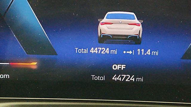 2023 BMW i4 eDrive35 Gran Coupe with Driving Assistance Professional Package - 22957021 - 15