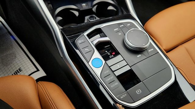 2023 BMW i4 eDrive35 Gran Coupe with Driving Assistance Professional Package - 22957021 - 16