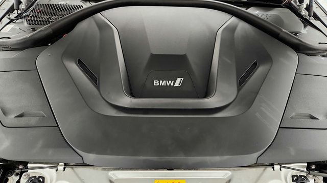 2023 BMW i4 eDrive35 Gran Coupe with Driving Assistance Professional Package - 22957021 - 26