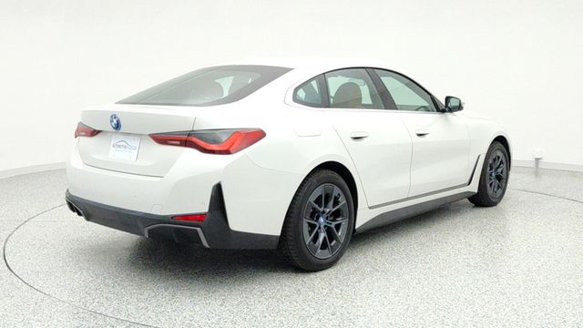 2023 BMW i4 eDrive35 Gran Coupe with Driving Assistance Professional Package - 22957021 - 4