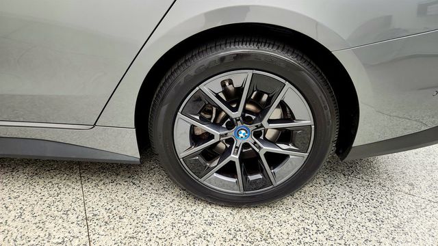 2023 BMW i4 eDrive35 Gran Coupe w/ Premium Pkg, Parking Assist Pkg - 23054393 - 8