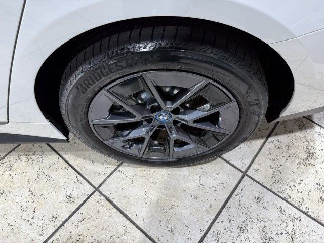 2023 Bmw i4 eDrive40 photo 8