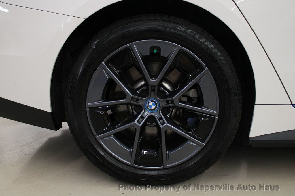 2023 Bmw i4 eDrive40 photo 11