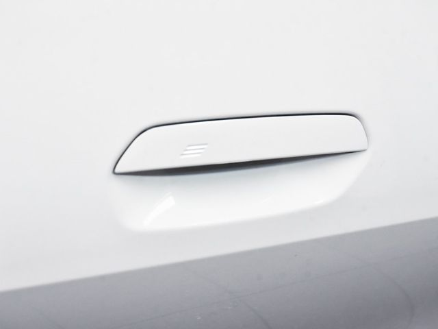 2023 BMW i4 M50 - 22950980 - 17