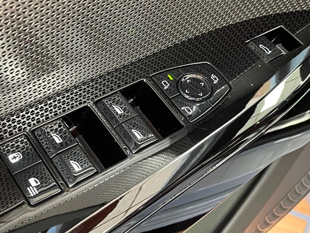2023 BMW i7 xDrive60 - 23050178 - 16