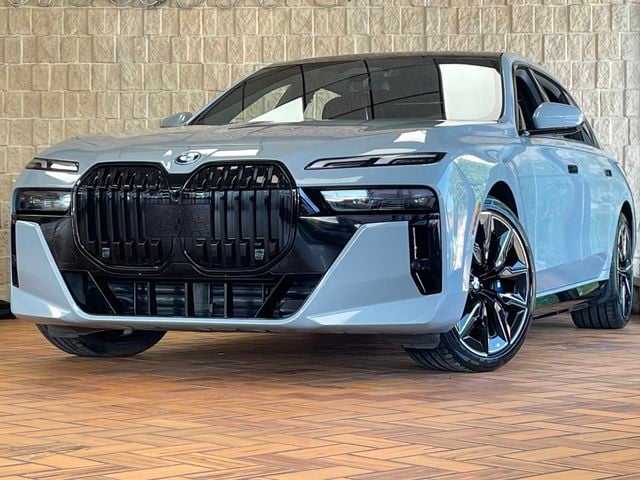 2023 BMW i7 xDrive60 - 23050178 - 1