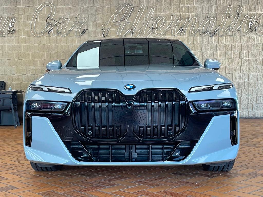 2023 BMW i7 xDrive60 - 23050178 - 2