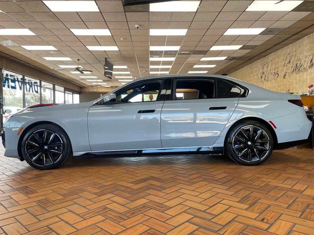 2023 BMW i7 xDrive60 - 23050178 - 4