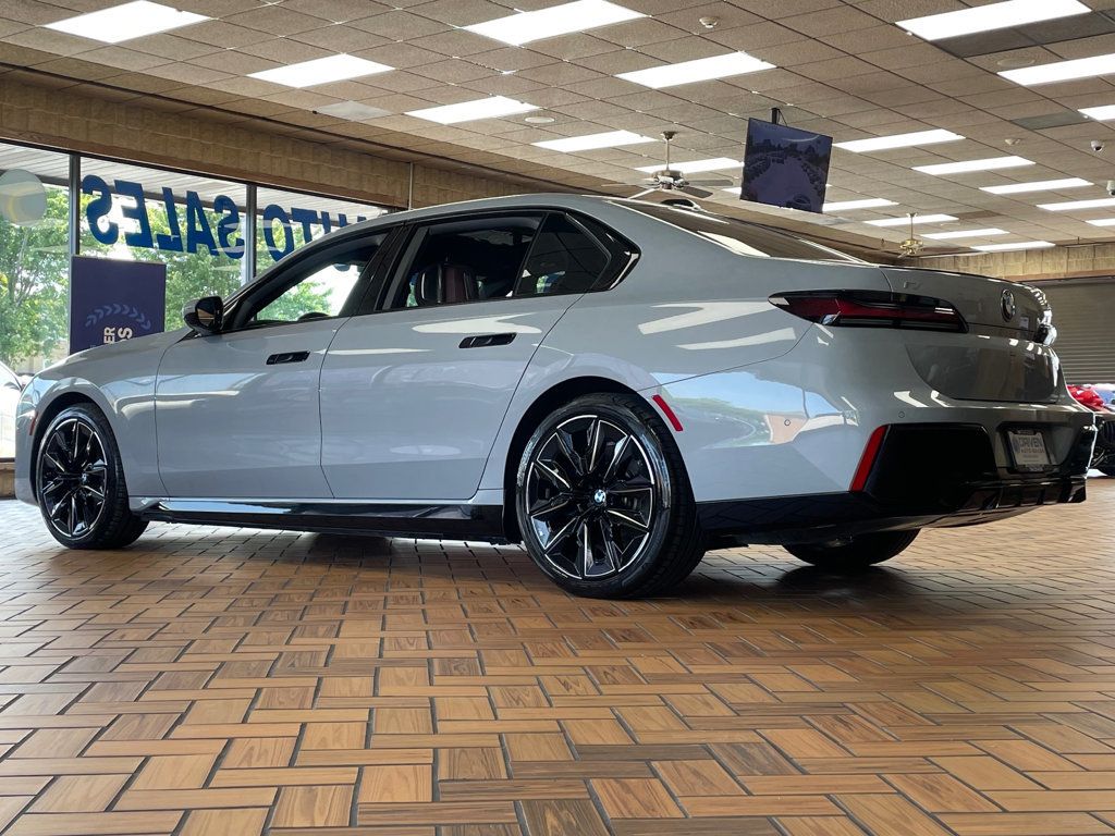 2023 BMW i7 xDrive60 - 23050178 - 5