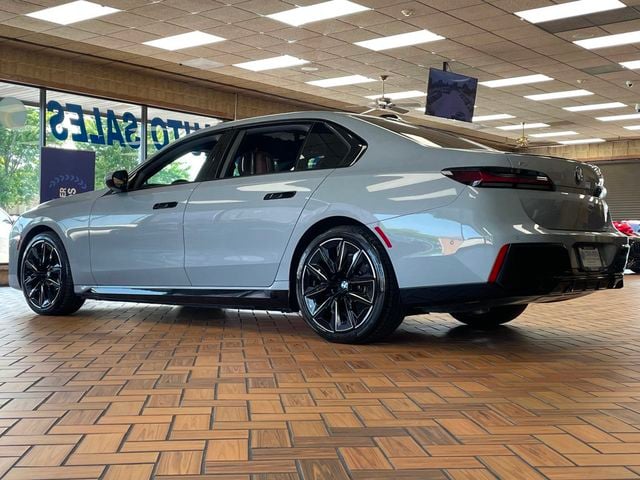 2023 BMW i7 xDrive60 - 23050178 - 5