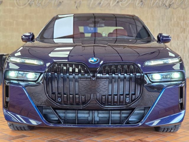 2023 BMW i7 xDrive60 - 23061751 - 2