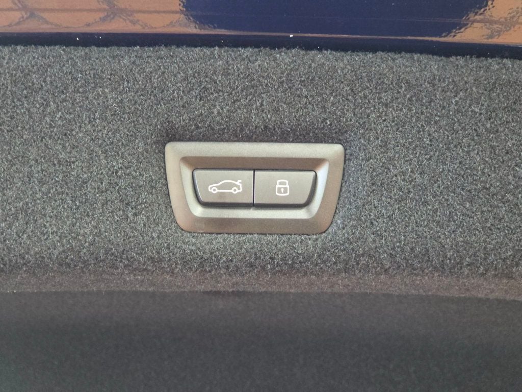 2023 BMW i7 xDrive60 - 23061751 - 32