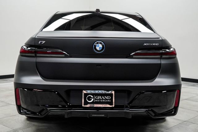 2023 BMW i7 xDrive60 - 23026362 - 7