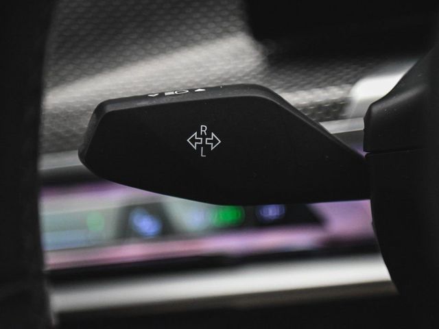 2023 BMW i7 xDrive60 - 22974140 - 25