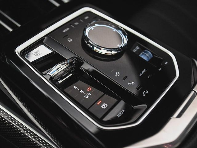 2023 BMW i7 xDrive60 - 22974140 - 29