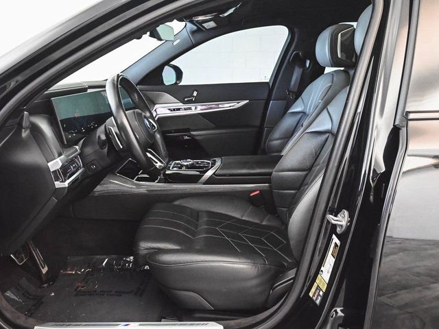 2023 BMW i7 xDrive60 - 22974140 - 30