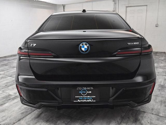 2023 BMW i7 xDrive60 - 22974140 - 4