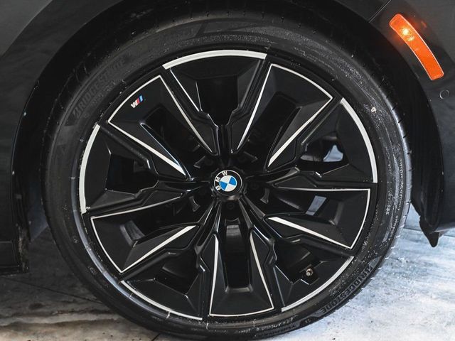 2023 BMW i7 xDrive60 - 22974140 - 6