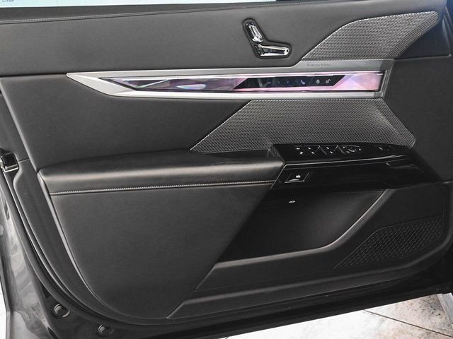 2023 BMW i7 xDrive60 - 22974140 - 7