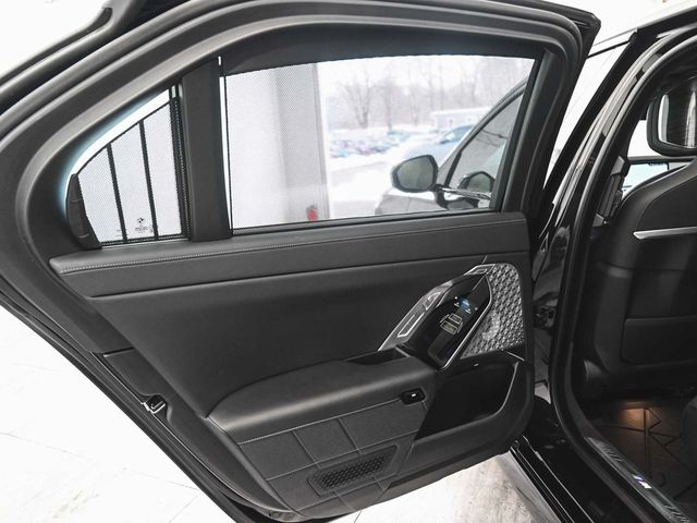 2023 BMW i7 xDrive60 - 22978880 - 11